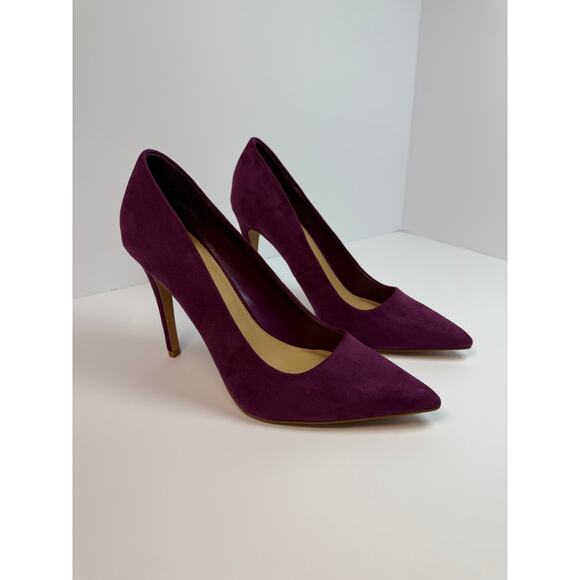 JustFab Gisselle Classic Pump | 9 - Picture 3 of 9